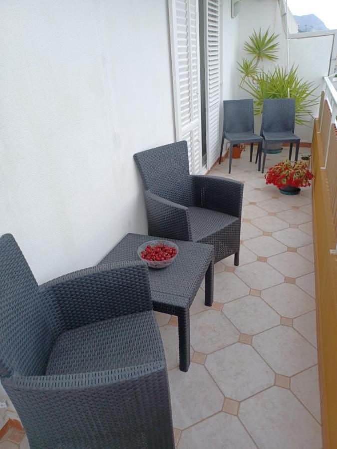 Apartamento Apartman Sunce Makarska Exterior foto