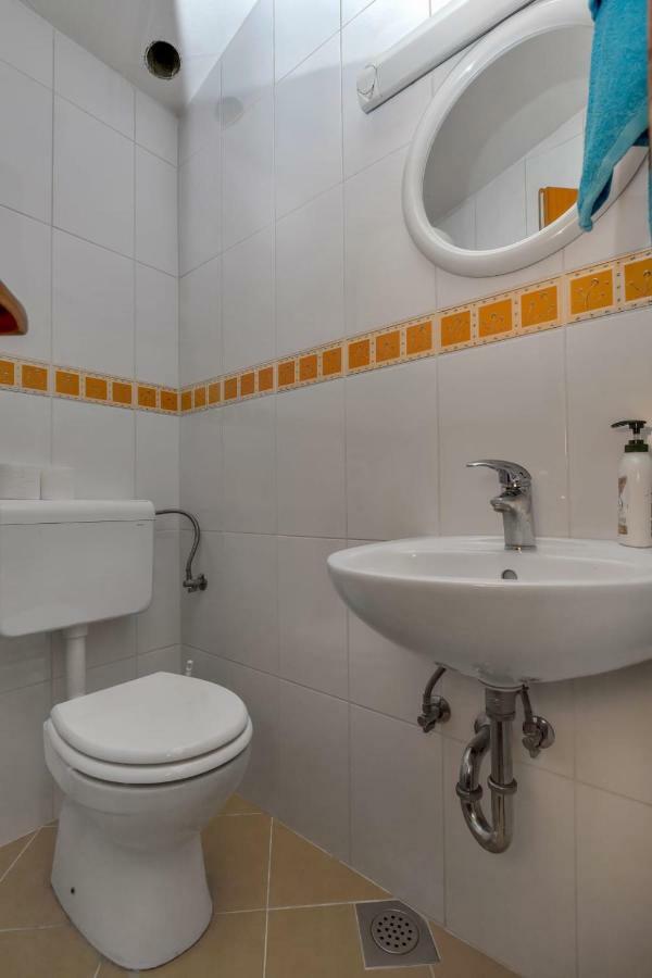 Apartamento Apartman Sunce Makarska Exterior foto